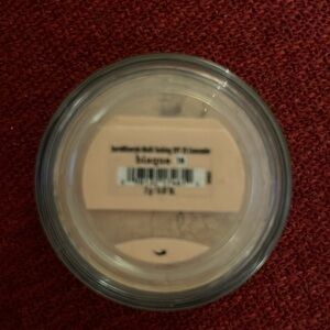 Bare minerals bisque concealer NEW SEALED